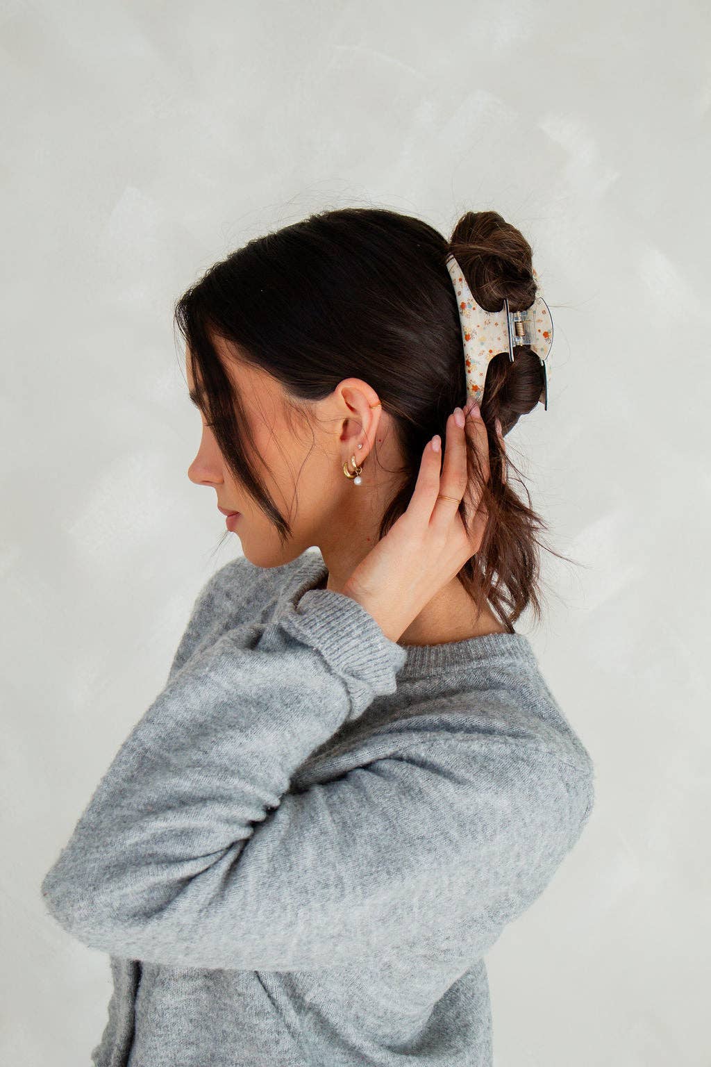 Antique floral claw clip adjusting bun updo salon-selected The Pixie Garden