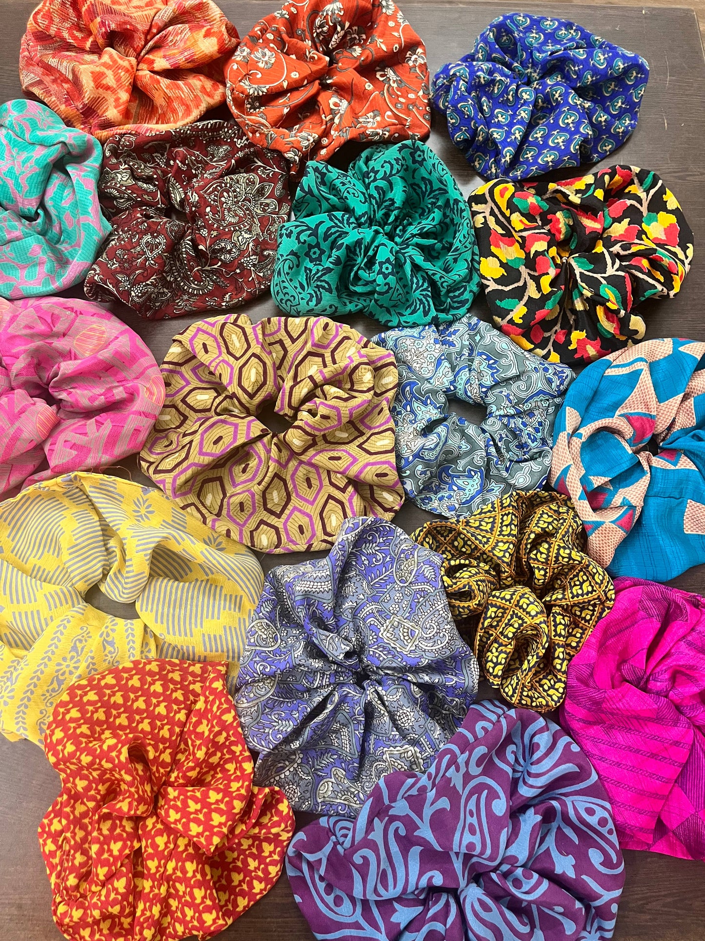 Handmade vintage sari silk scrunchie, one of a kind, The Pixie Garden